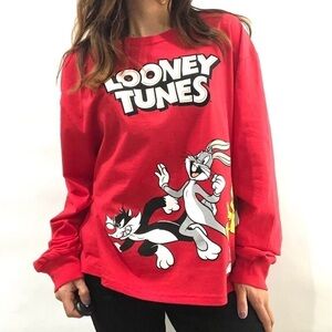 Looney Tunes Red Sweatshirt‎ Long Sleeve Large